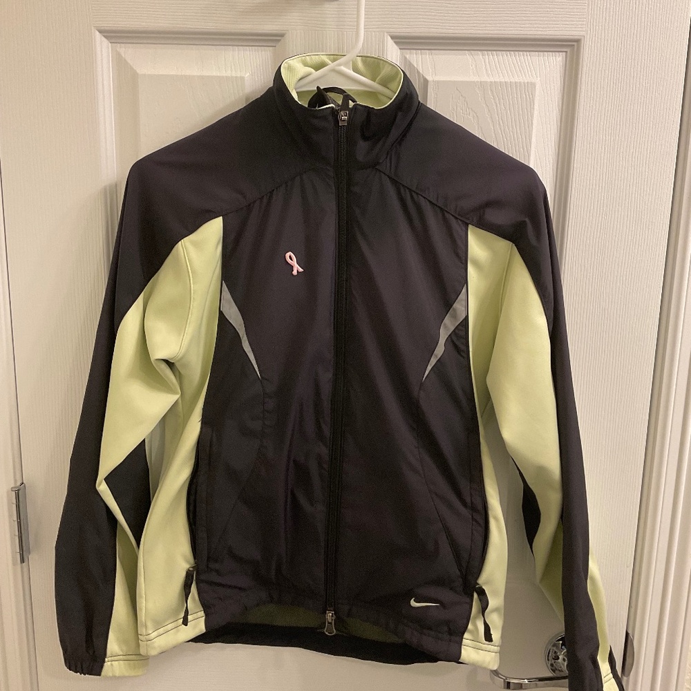 Nike Track Jacket Ladies S 4-6 Breast Cancer Awareness Badge
